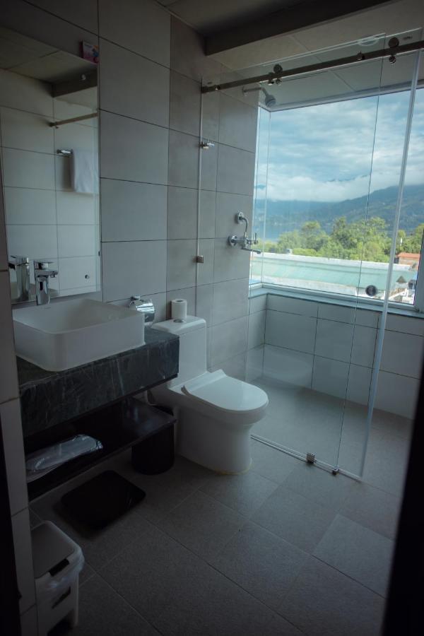 Jade City Hotel ポカラ エクステリア 写真